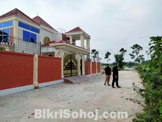 বাউন্ডারি করা প্লট কিনেই বাড়ি করুন